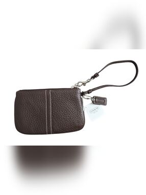 NWT Coach Y2K Mahogany Pebbled Leather Small Wristlet no. F42389